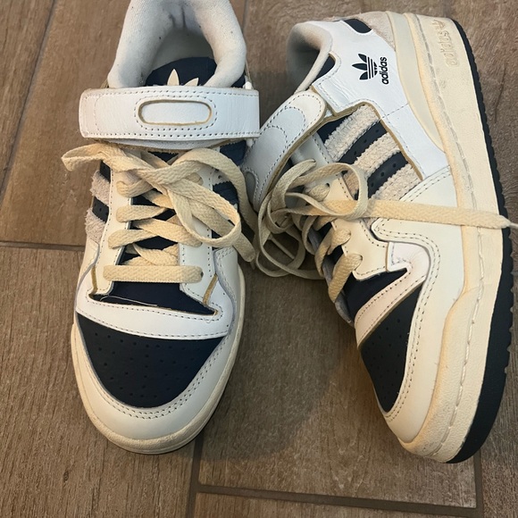 Adidas Forum 84 Low Off White Collegiate Navy - Picture 2 of 7